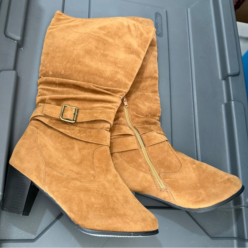 Twisted Tan Heeled Boots